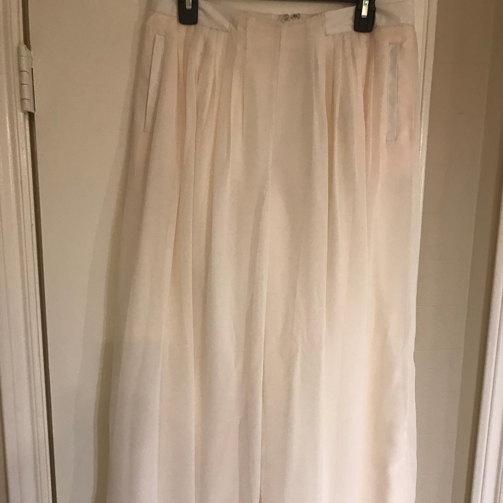 Wide leg pants